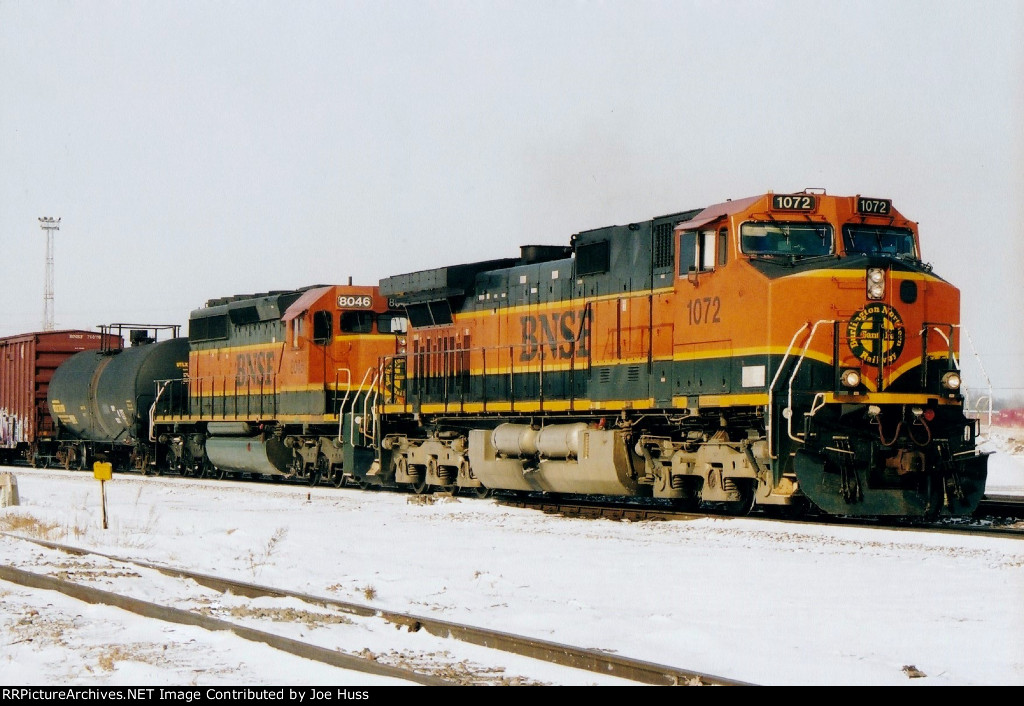 BNSF 1072 East